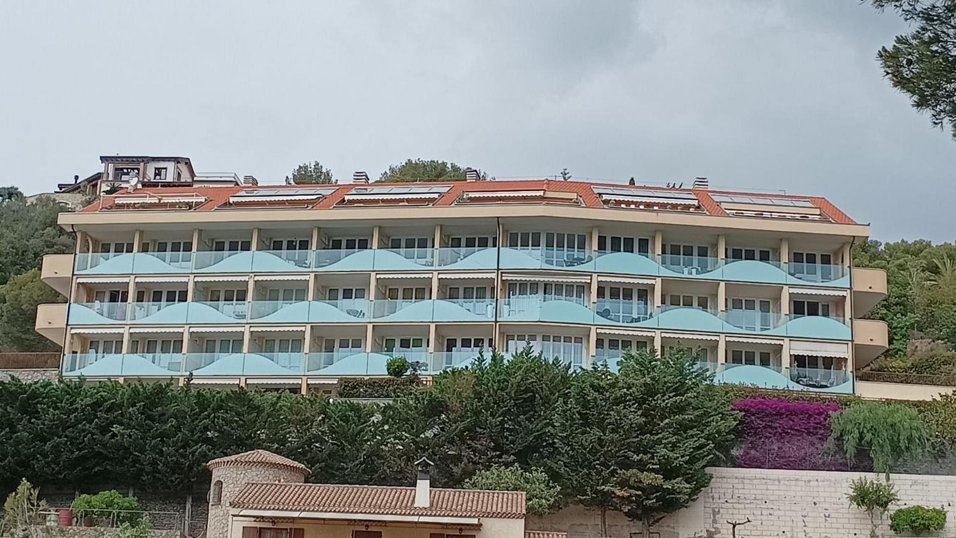 Casa Vacanze Luna 2 Валекрозия Екстериор снимка